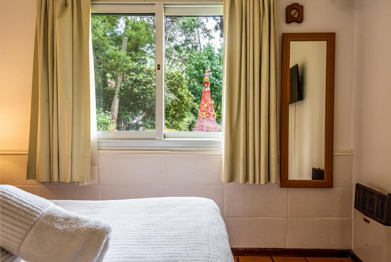 Villa Cabanas Baden Baden à Carilo Extérieur photo