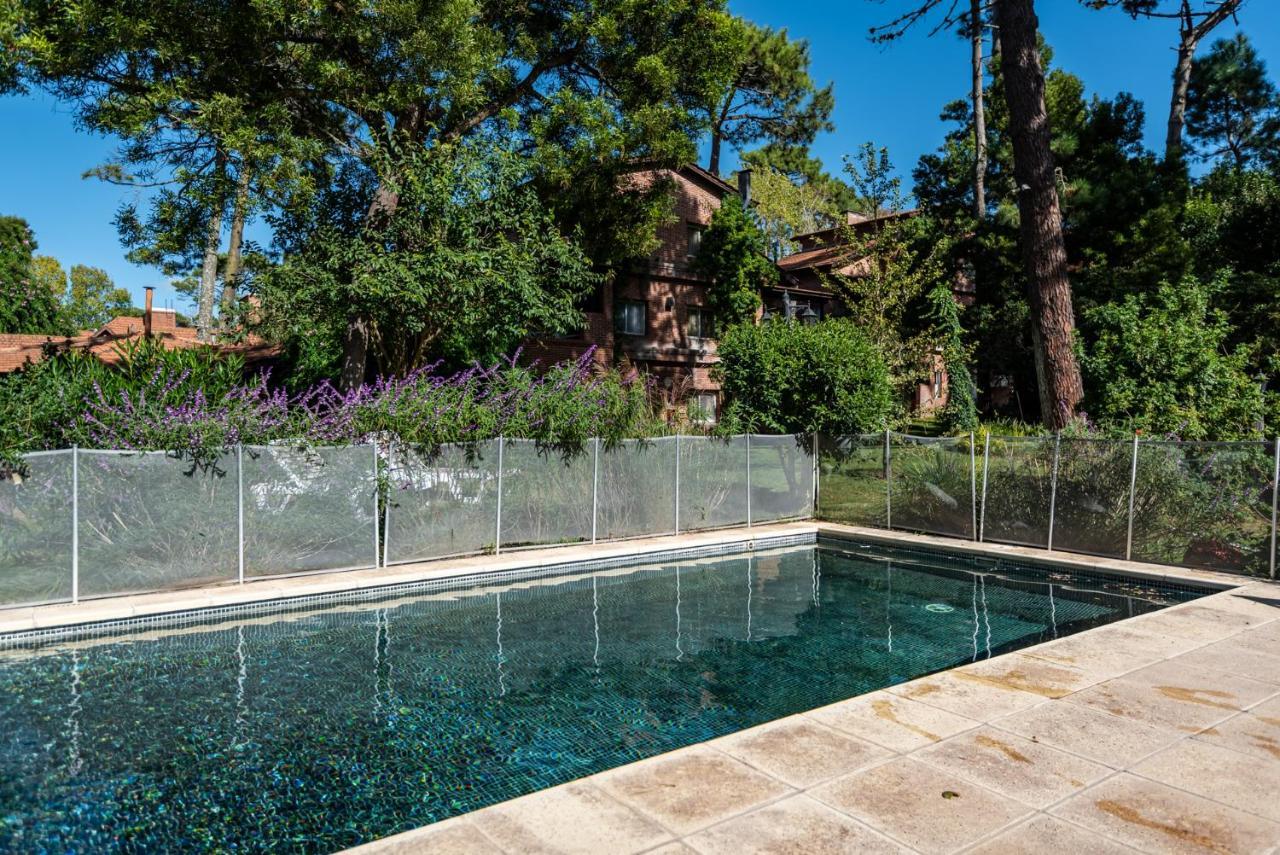 Villa Cabanas Baden Baden à Carilo Extérieur photo