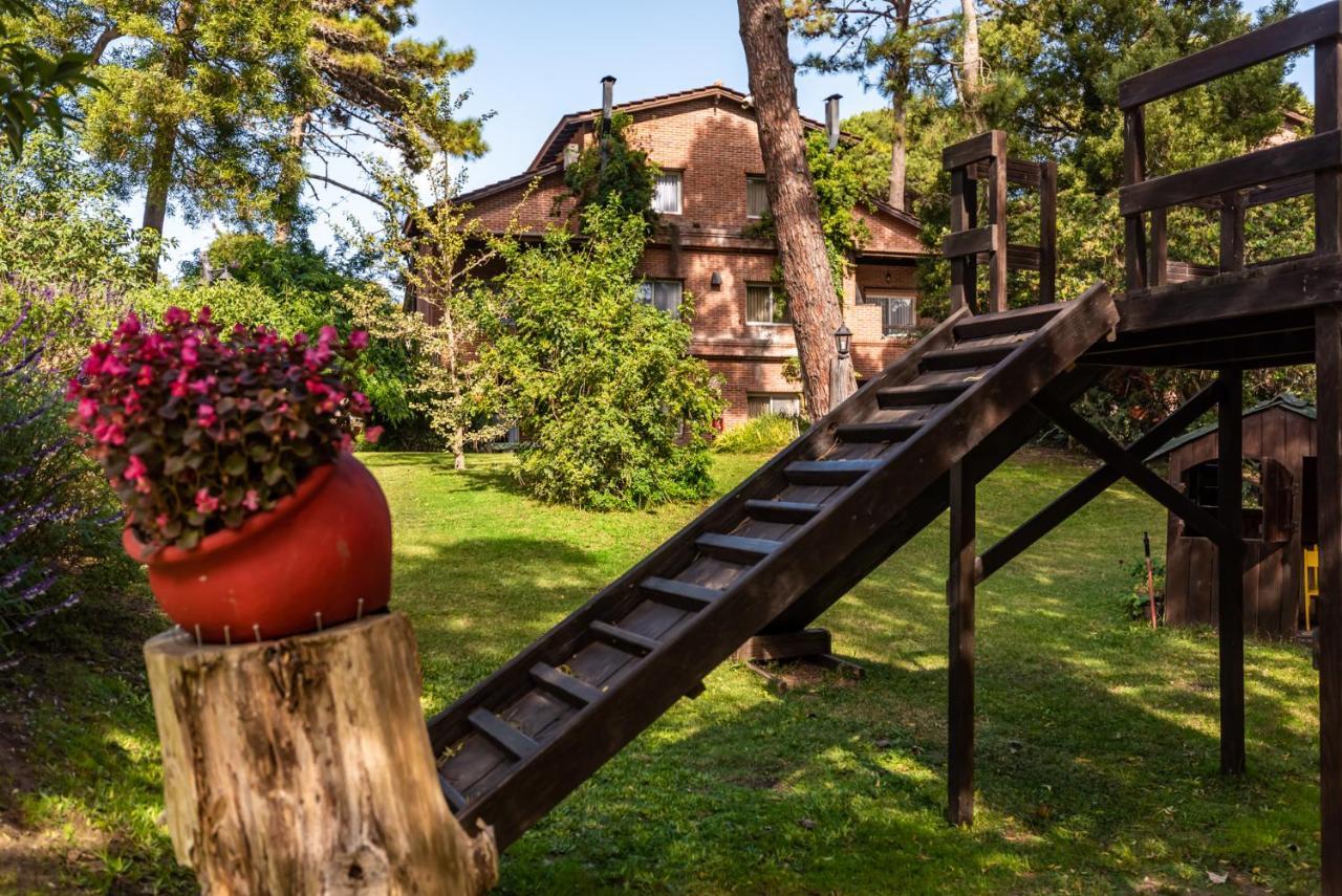 Villa Cabanas Baden Baden à Carilo Extérieur photo