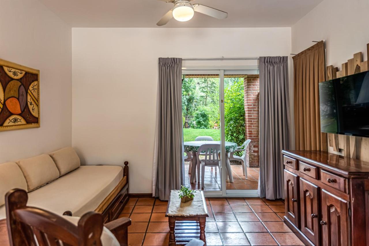 Villa Cabanas Baden Baden à Carilo Extérieur photo